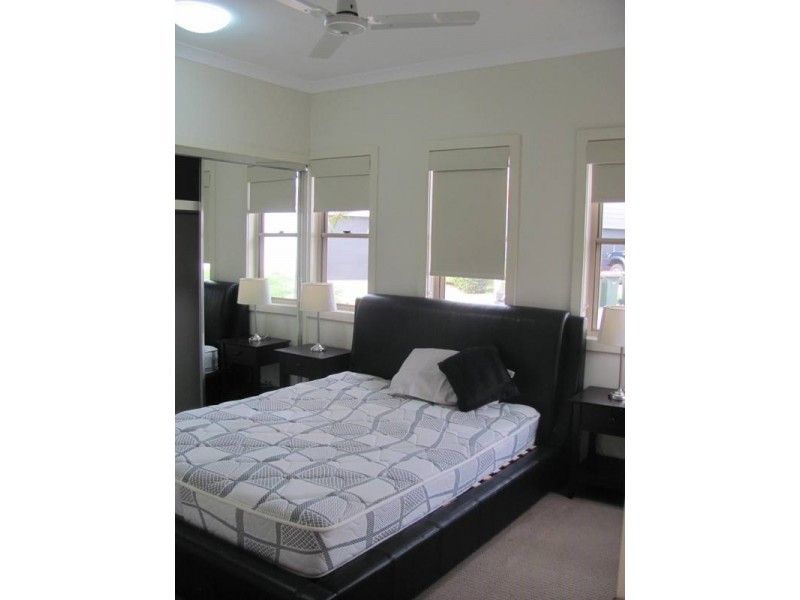 27/1 Michel Place, Telina QLD 4680