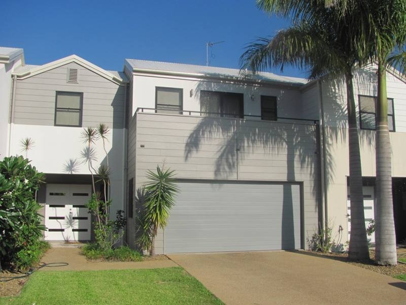 4/1 Michel Place, Telina QLD 4680