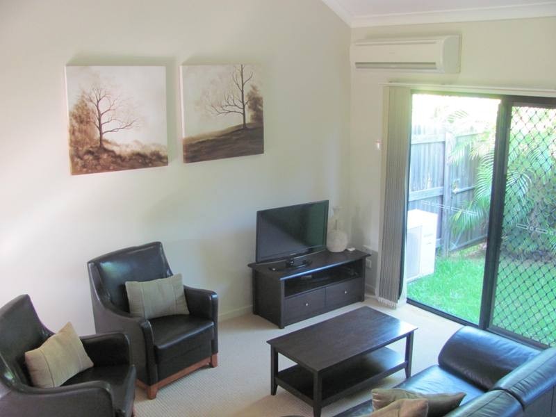 4/1 Michel Place, Telina QLD 4680