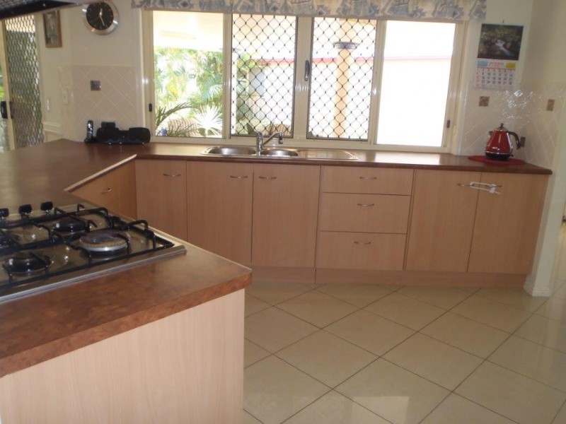 26 Hamilton Drive, Clinton QLD 4680