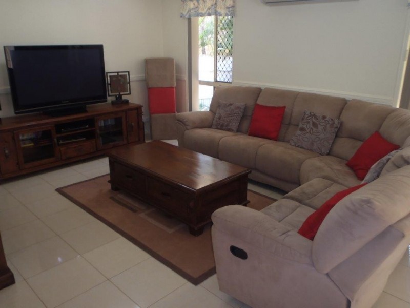 26 Hamilton Drive, Clinton QLD 4680