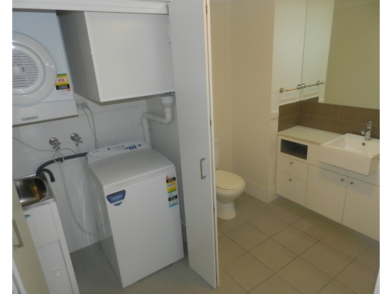 211/75 Central Lane, Gladstone QLD 4680