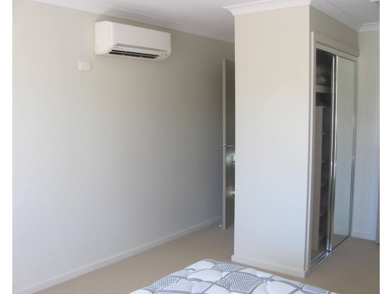 8/1 Michel Place, Telina QLD 4680