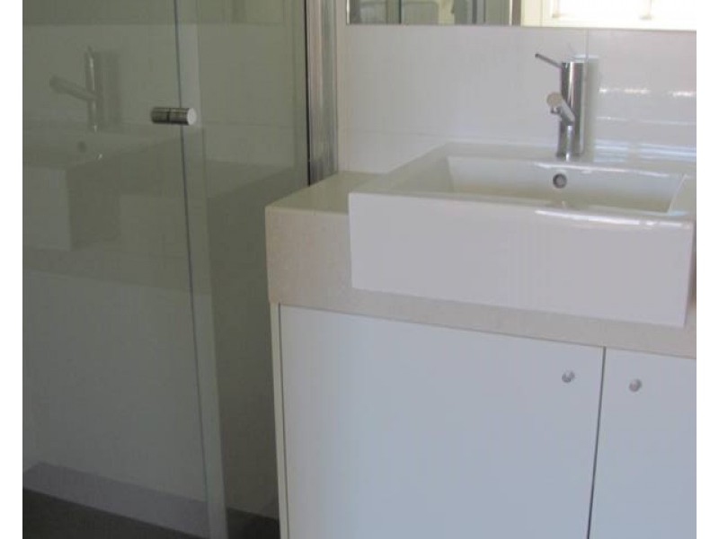 8/1 Michel Place, Telina QLD 4680