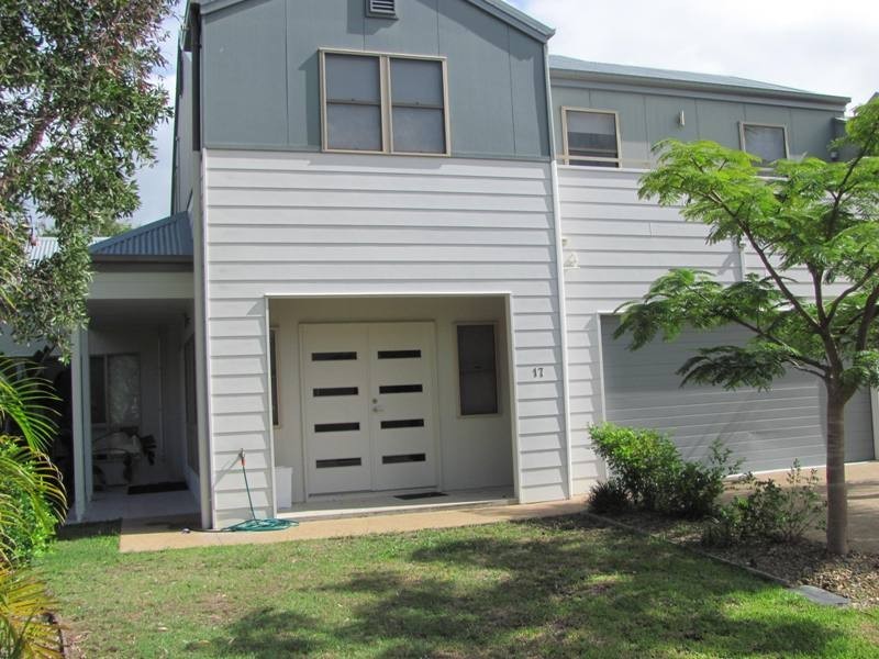 17/1 Michel Place, Telina QLD 4680