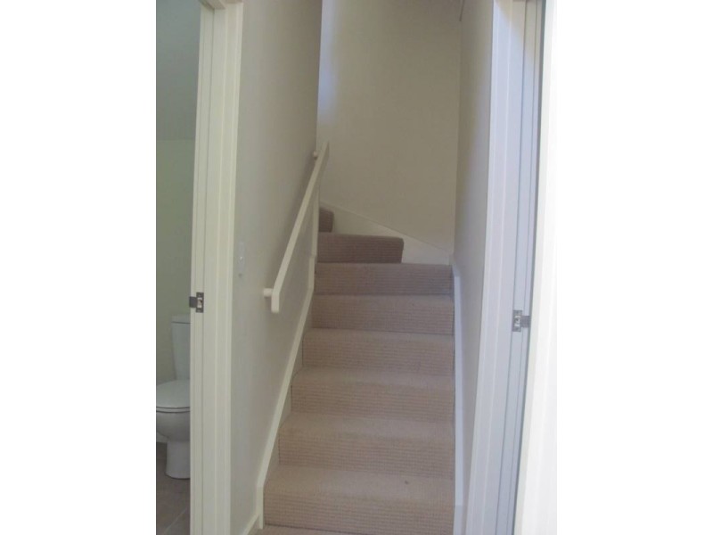 30/1 Michel Place, Telina QLD 4680