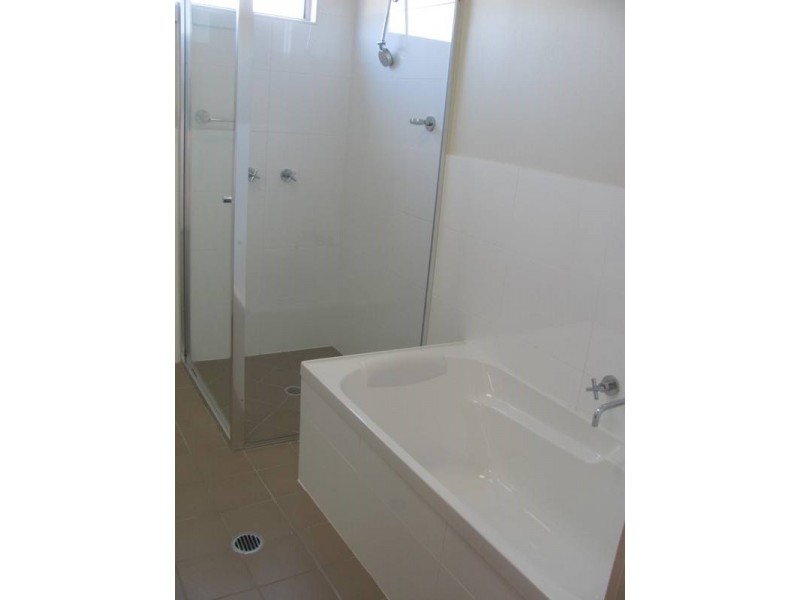 12/1 Michel Place, Telina QLD 4680
