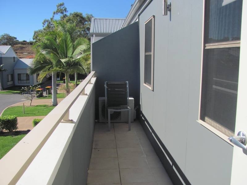 12/1 Michel Place, Telina QLD 4680