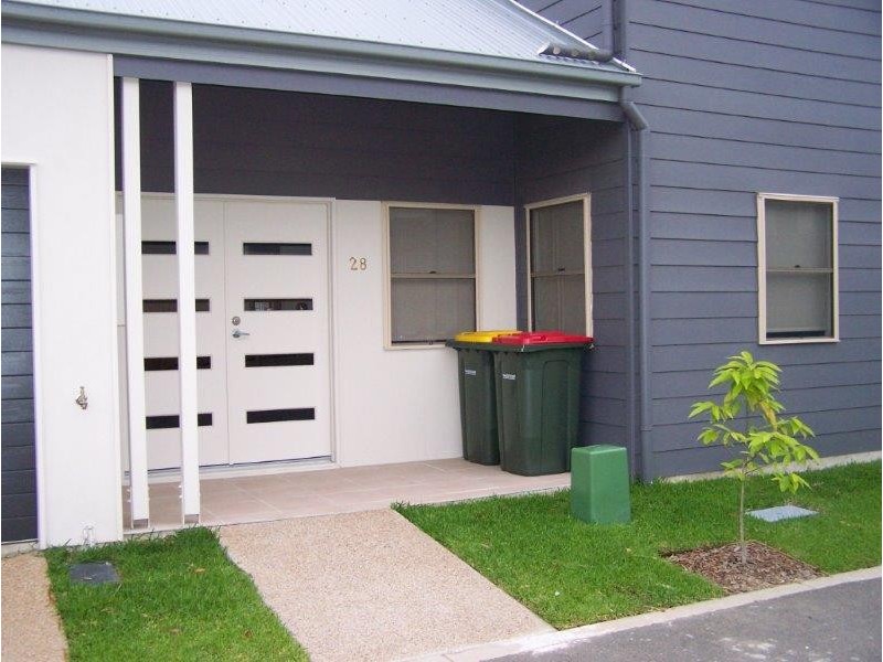 28/1 Michel Place, Telina QLD 4680