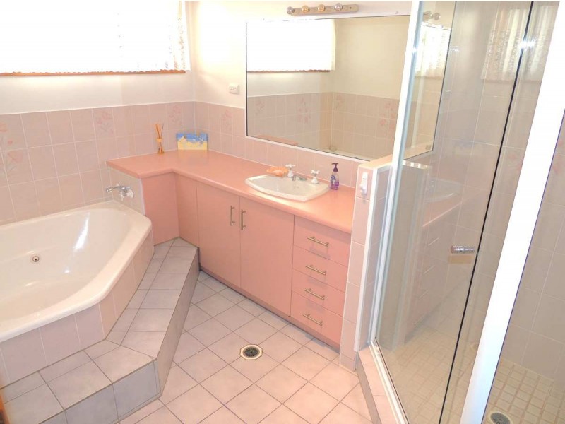 10 Lotus Street, Sun Valley QLD 4680