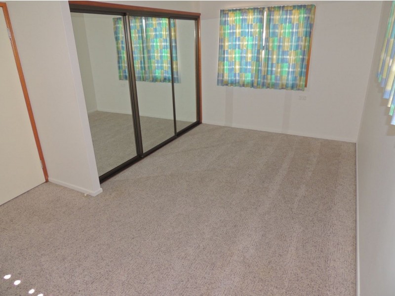 10 Lotus Street, Sun Valley QLD 4680