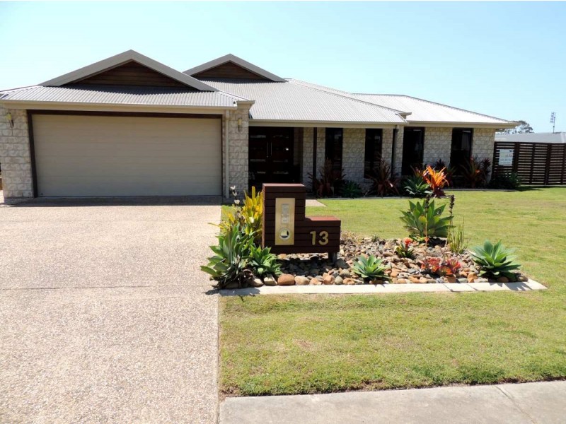 13 Victoria Avenue, Glen Eden QLD 4680