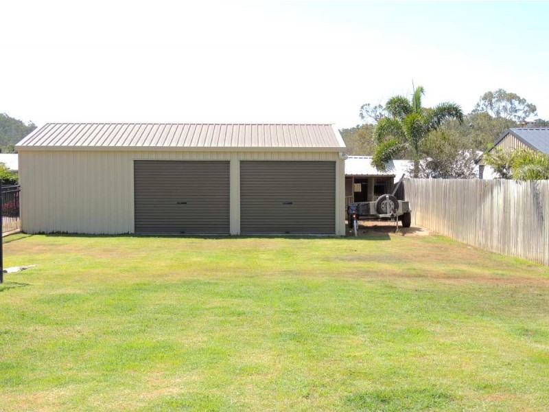 13 Victoria Avenue, Glen Eden QLD 4680