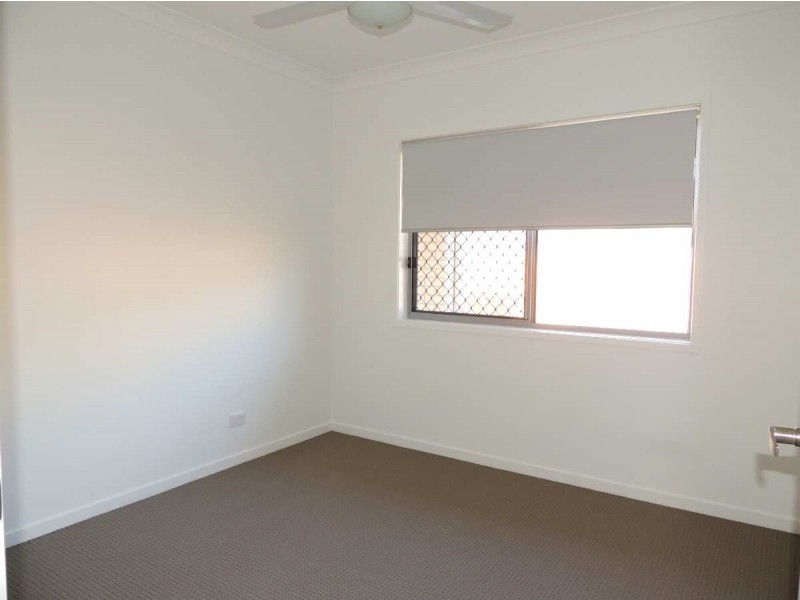 36 Bellbird Circuit, Kirkwood QLD 4680