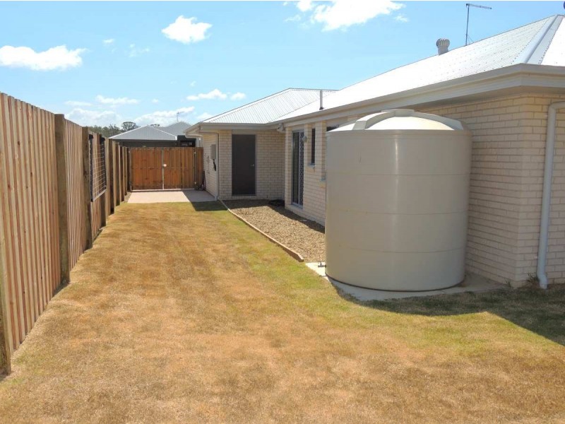 36 Bellbird Circuit, Kirkwood QLD 4680