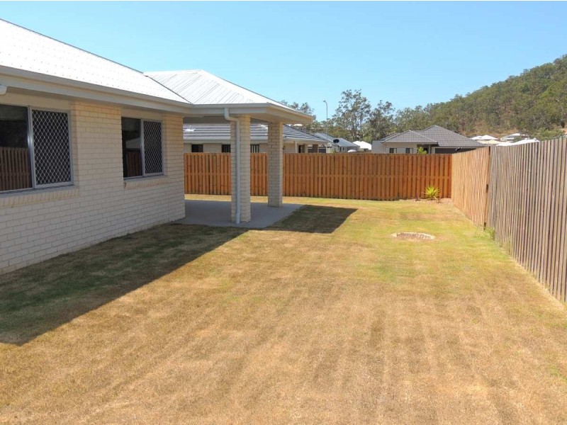 36 Bellbird Circuit, Kirkwood QLD 4680