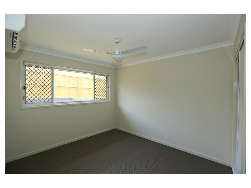 17 Broadwater Place, New Auckland QLD 4680