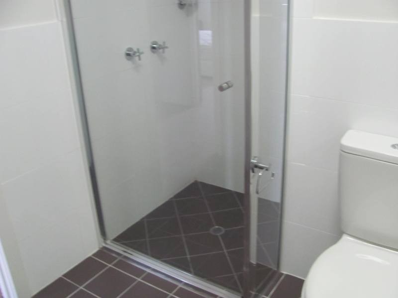 2/1 Michel Place, Telina QLD 4680