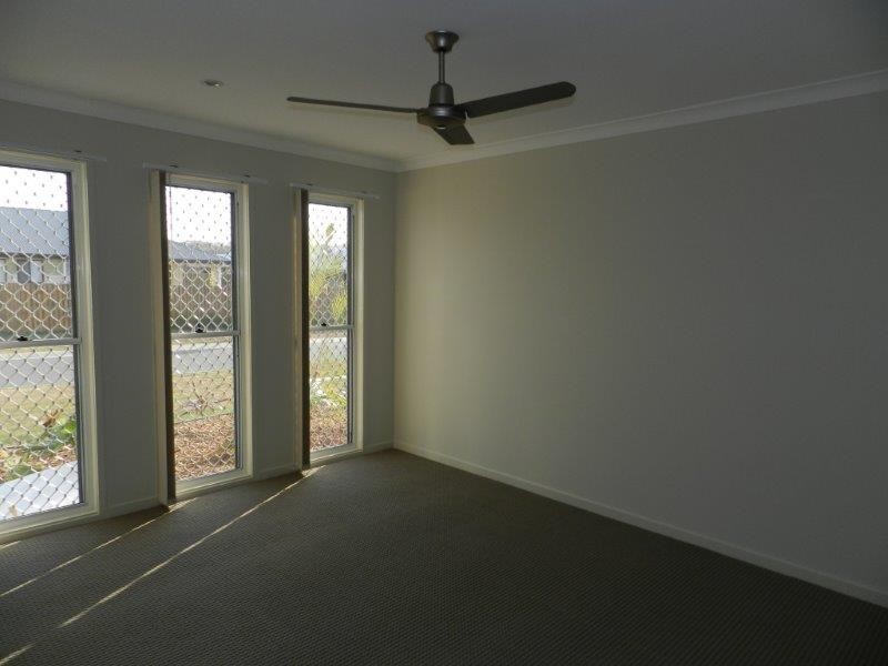 18 Kingfisher Street, New Auckland QLD 4680