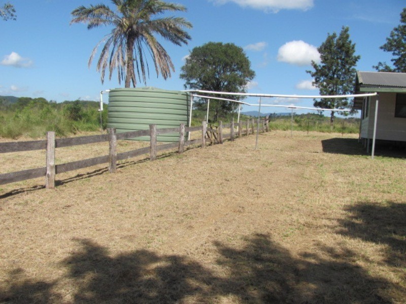 428 East End Road, East End QLD 4695