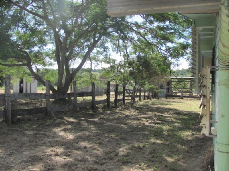 428 East End Road, East End QLD 4695