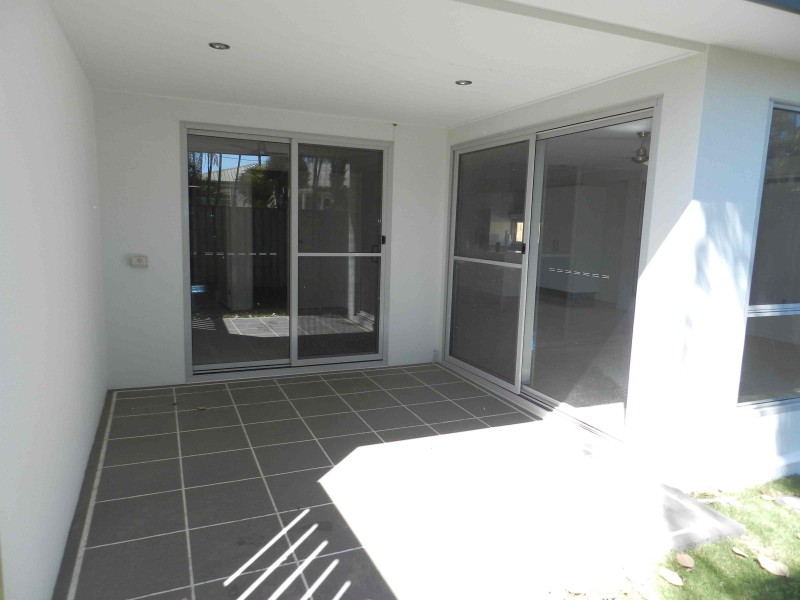 Unit 1 / 13 Sea Prince Circ., Hill Close, Clinton QLD 4680
