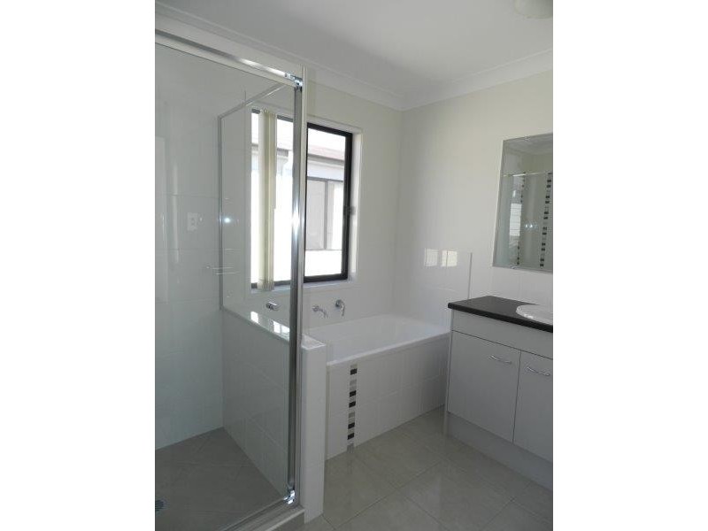 81a Koowin Drive, Kirkwood QLD 4680