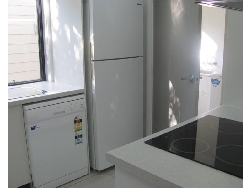 3/1 Michel Place, Telina QLD 4680