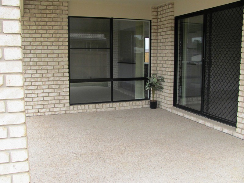 4 Woodward Avenue, Calliope QLD 4680