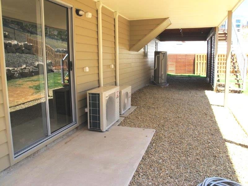 11 Carlsson Place, Kirkwood QLD 4680