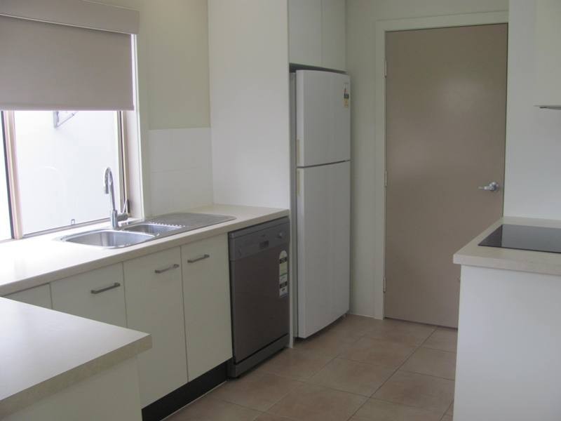 15/1 Michel Place, Telina QLD 4680