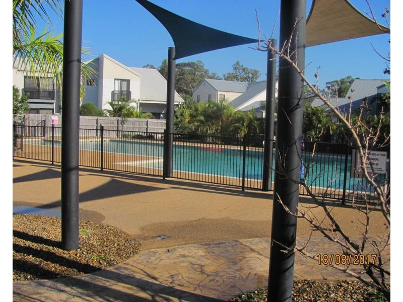 10/1 Michel Place, Telina QLD 4680