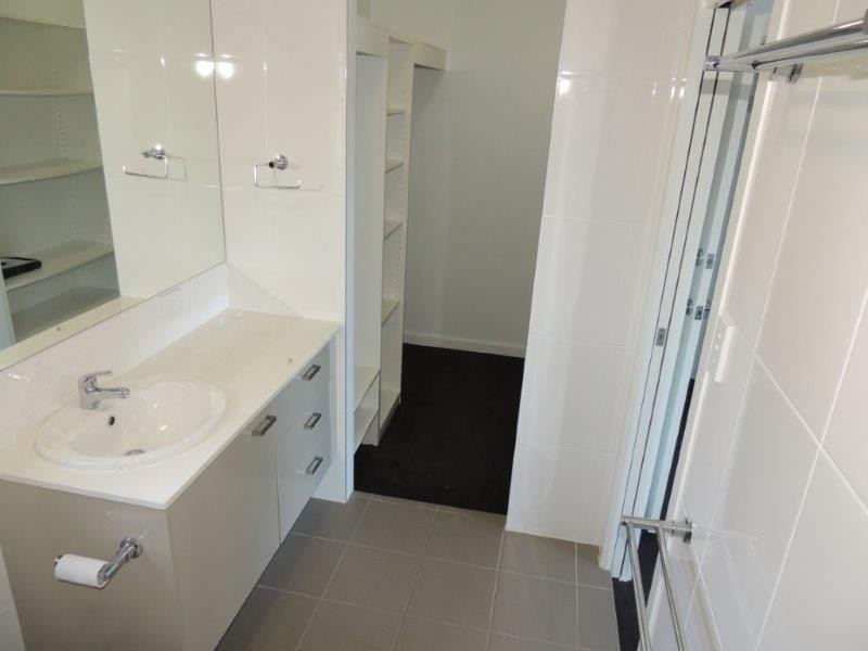 16/10-12 Flinders Street, West Gladstone QLD 4680