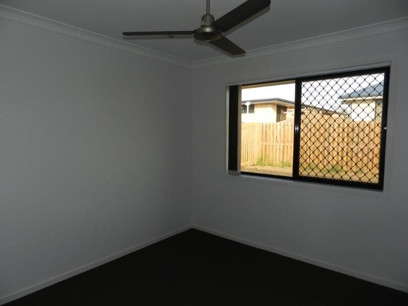 4 Sundew Street, New Auckland QLD 4680