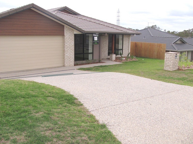 18 Woodward Avenue, Calliope QLD 4680