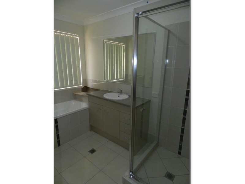 14 Sundew Street, New Auckland QLD 4680