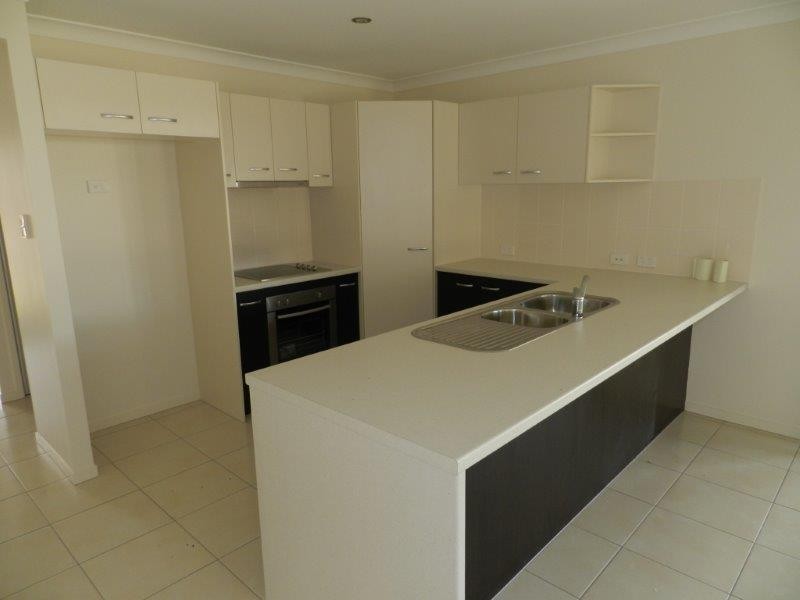 14 Sundew Street, New Auckland QLD 4680