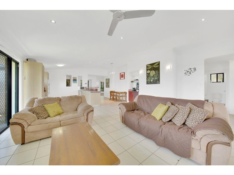 16 Clipper Terrace, South Gladstone QLD 4680