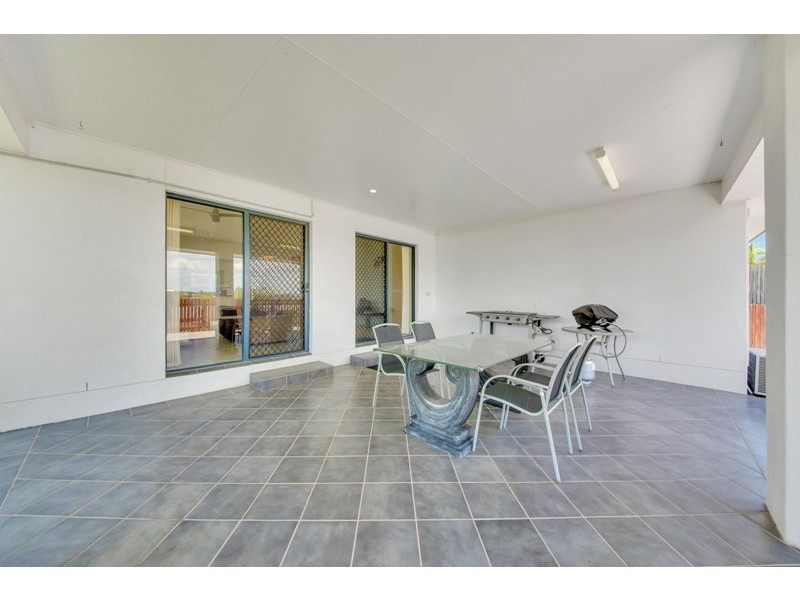 16 Clipper Terrace, South Gladstone QLD 4680