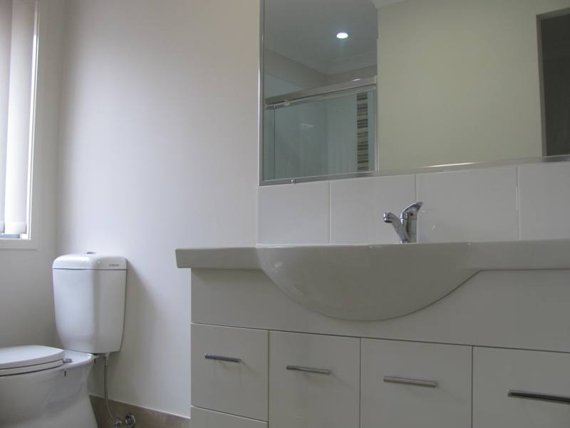 37 Clover Crescent, Boyne Island QLD 4680