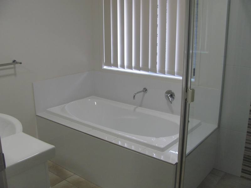 37 Clover Crescent, Boyne Island QLD 4680