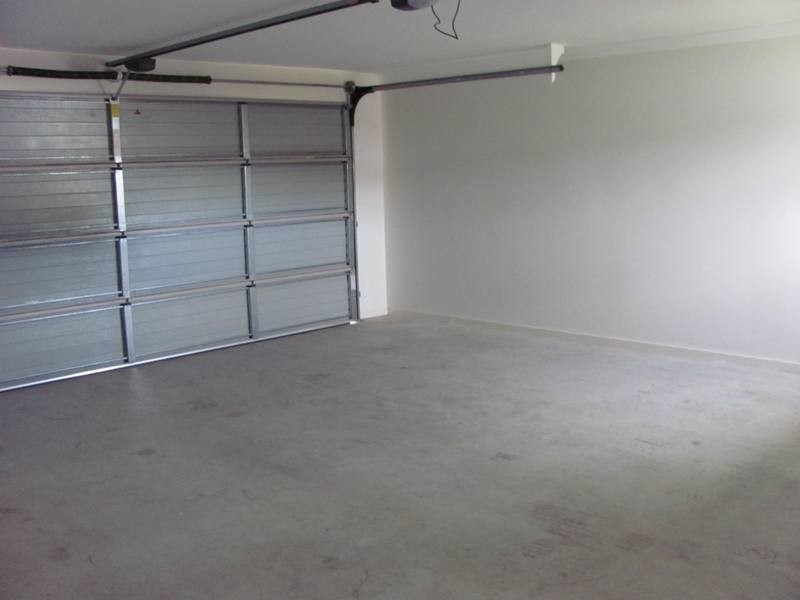 37 Clover Crescent, Boyne Island QLD 4680