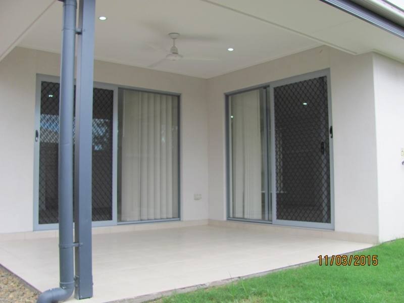 37 Clover Crescent, Boyne Island QLD 4680