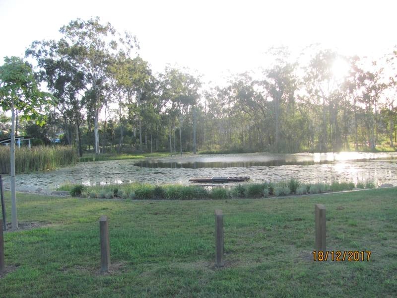 37 Clover Crescent, Boyne Island QLD 4680