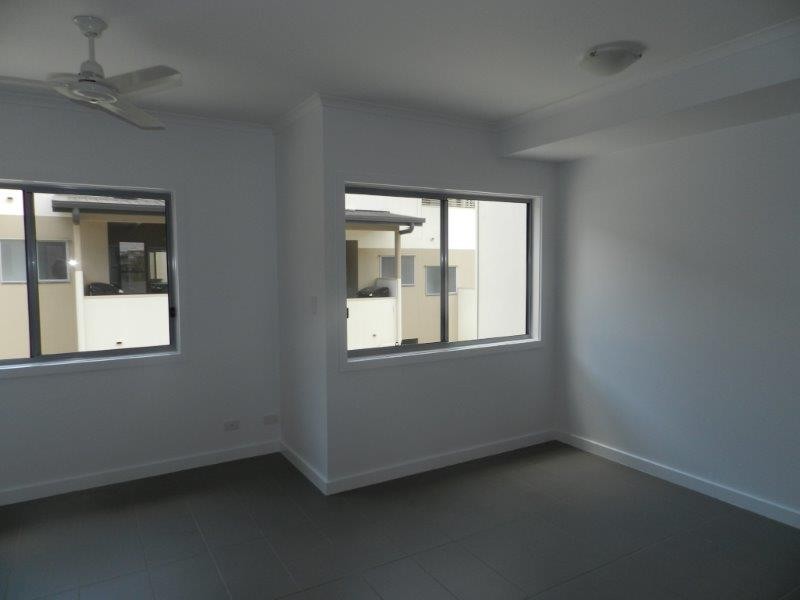 3/10-12 Flinders Street, West Gladstone QLD 4680