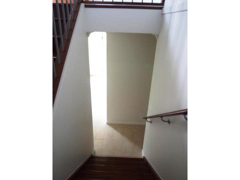 19 Florey Place, Kirkwood QLD 4680