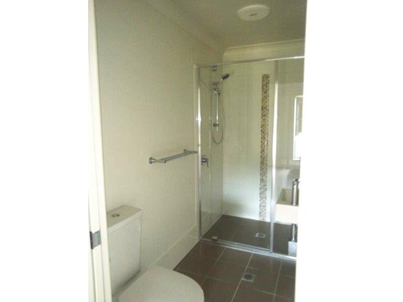 19 Florey Place, Kirkwood QLD 4680