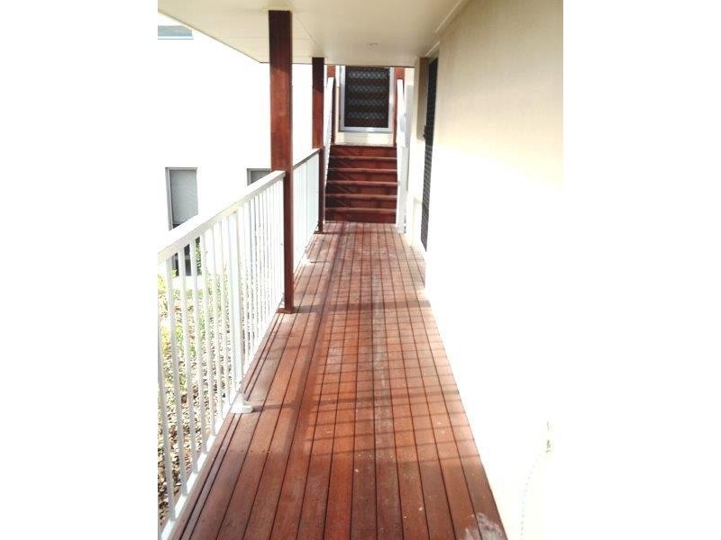 19 Florey Place, Kirkwood QLD 4680