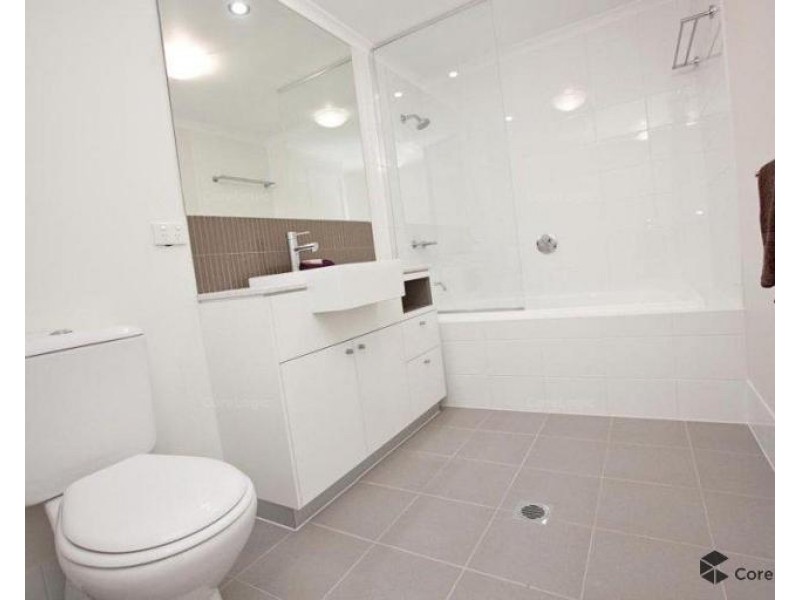 236/75 Central Lane, Gladstone QLD 4680