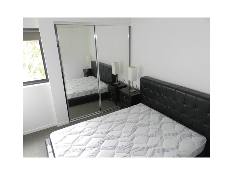 232/75 Central Lane, Gladstone QLD 4680